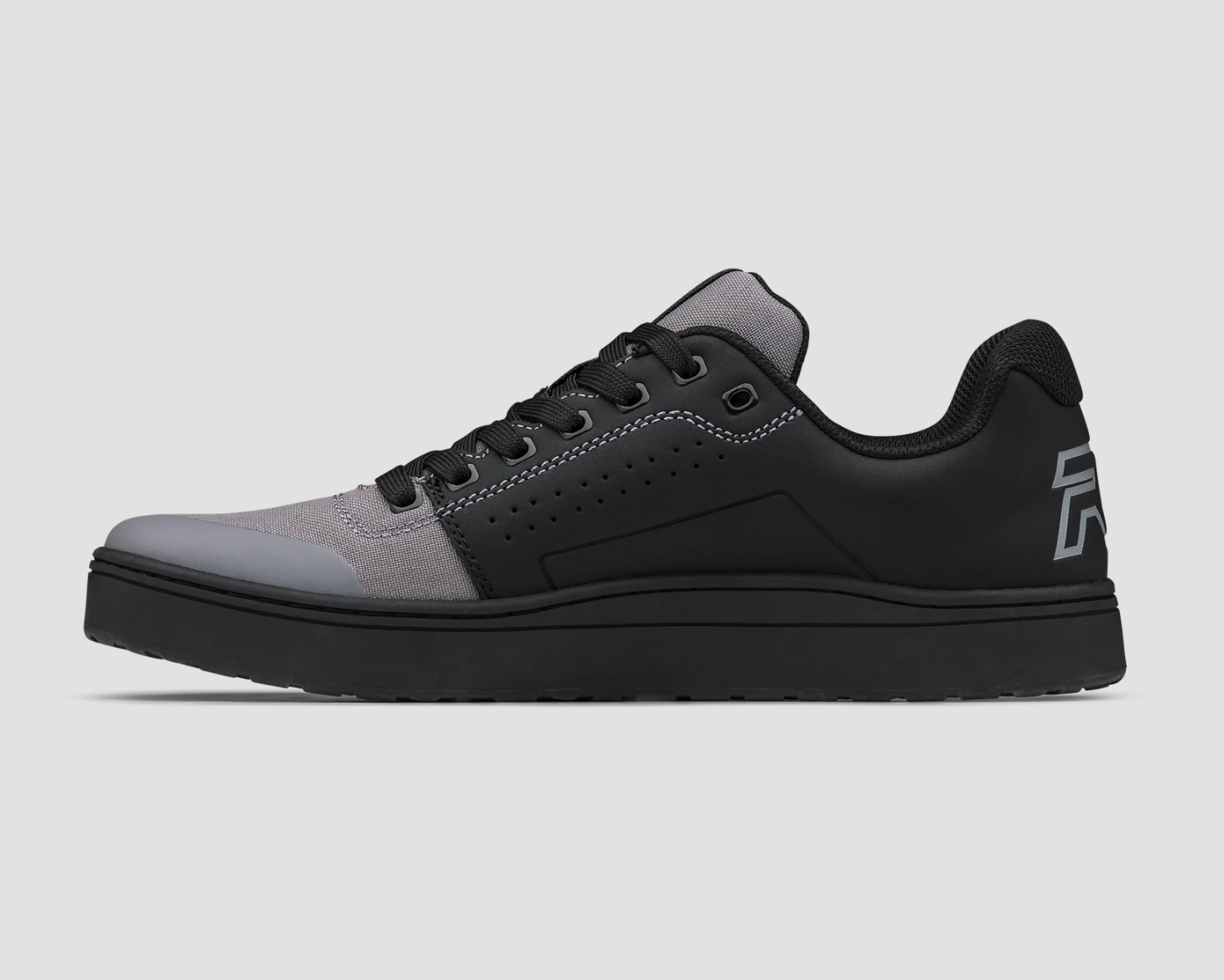 Ride Concepts Livewire Flat Pedal Shoe Reviews, Comparisons, Specs